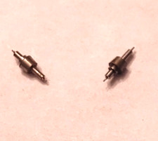 2 HAMPDEN 18 SIZE BALANCE STAFFS 1721 SR PIVOT: 14 NOS --BB-1748