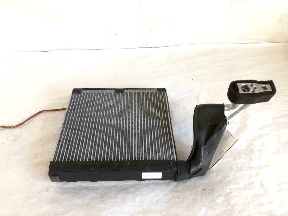 2018 MAZDA 3 A/C Air Conditioning Evaporator Radiator J2842 Used