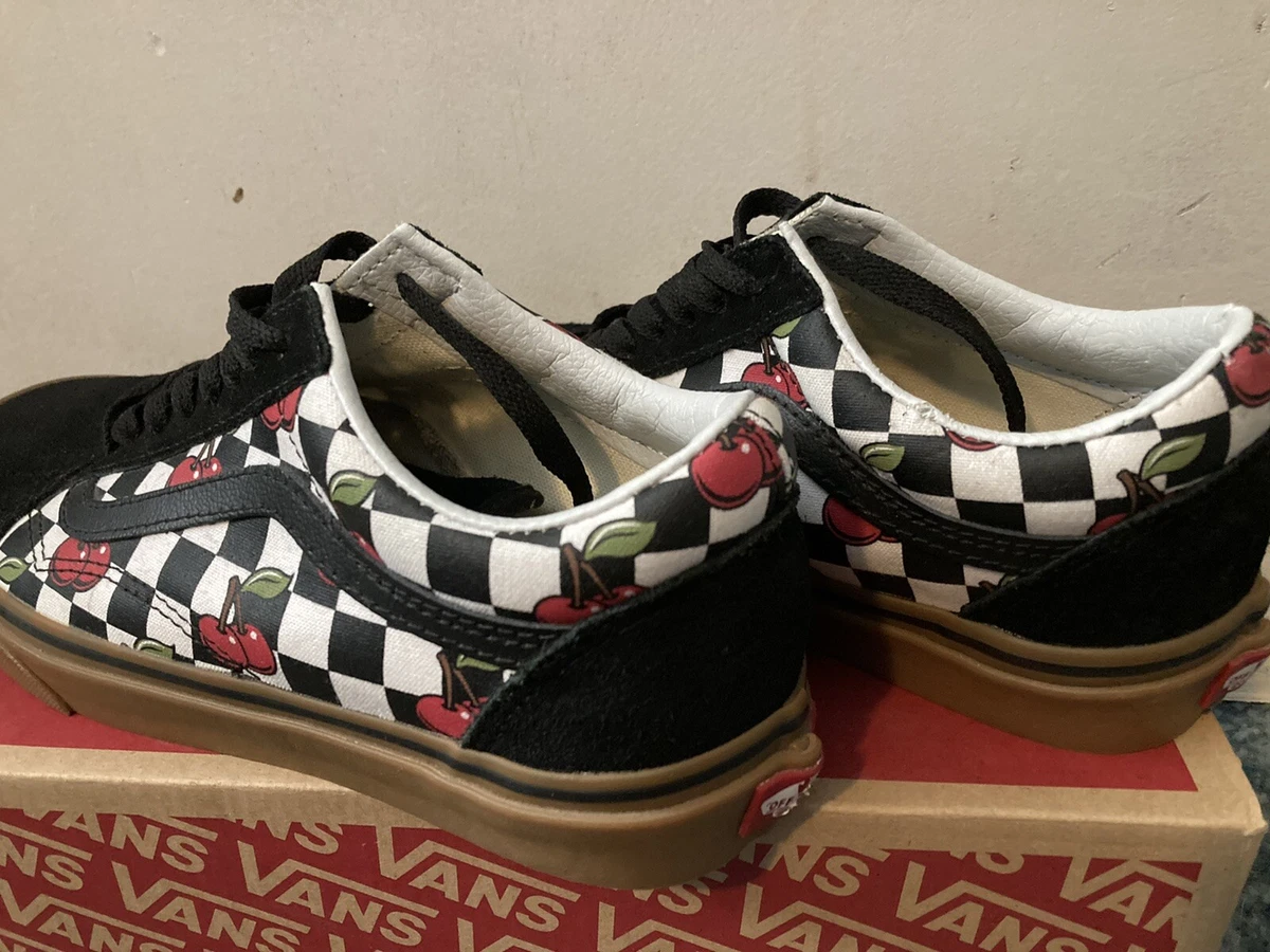 Vans Unisex Cherry Black Old Skool Checkered Skate Sneakers Shoes Size 5.5