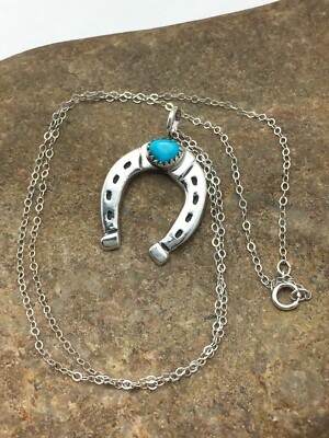 ナバホ w.johnson ペンダントネックレス　チェーン付き Navajo Sterling Silver Chain Blue Turquoise Naja Necklace Pendant