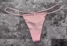 NWOT VICTORIA'S SECRET MEDIUM PINK SMOOTH VINTAGE RARE TINY V STRING PANTIES
