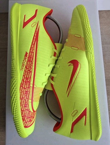 Nike Mercurial Vapor 14 Club Football Astro Trainers TF Volt UK Size 8 Neon - Picture 3 of 4