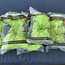 5 SUPER GLOW SPIDER WEB GLOWS IN BLACK LIGHT 13 FT LONG STRETCHES TO 165 Sf