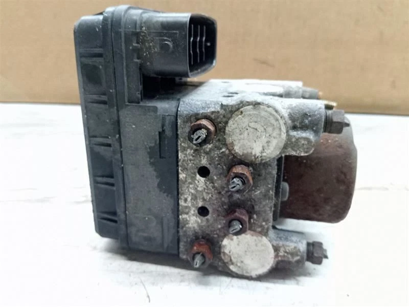 2002-2003 Lexus ES300  Abs Pump Control Module 44510 33080 Foto 2 de 4
