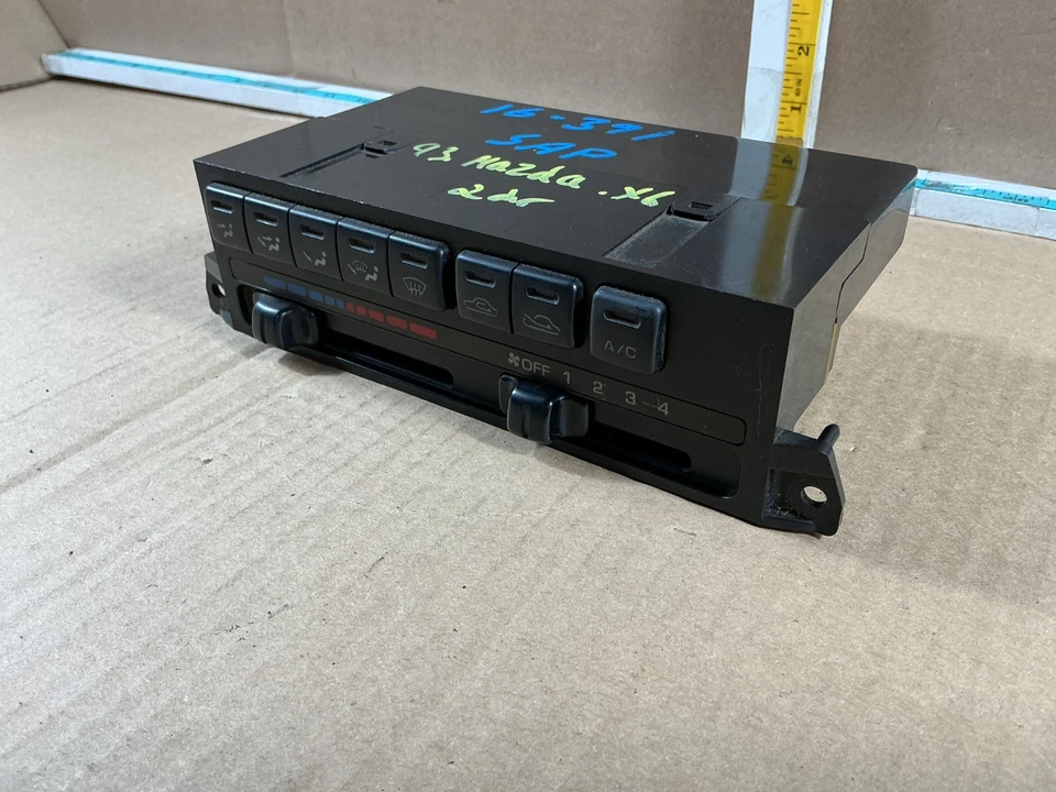 Mazda MX-6 1993-1994 unidad de control de temperatura de calefacción de aire acondicionado Foto 2 de 4
