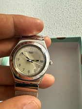 Swatch Irony Quarz Edelstahl Milanaise Silber, Datumsanzeige Ref. YGS4002