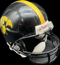 2020 Leaf Autographed Football Helmet Edition 5