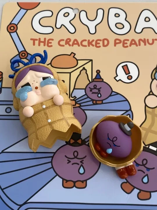 Auténtica figura de Crybaby The Carcked Peanut nueva en paquete juguetes de tendencia Foto 2 de 4