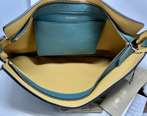 BURBERRY große Clutch schwarz grün genarbtes Leder Reißverschluss Damentasche Neu mit Etikett - Bild 12 von 20