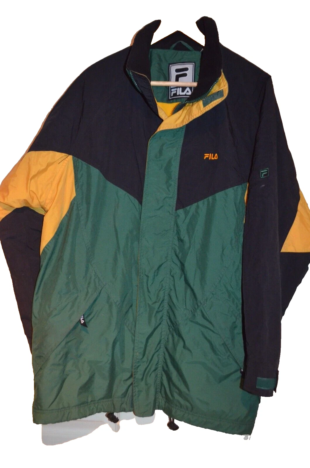 Fila Classic Vintage Man's Windbreaker Jacket Size: L