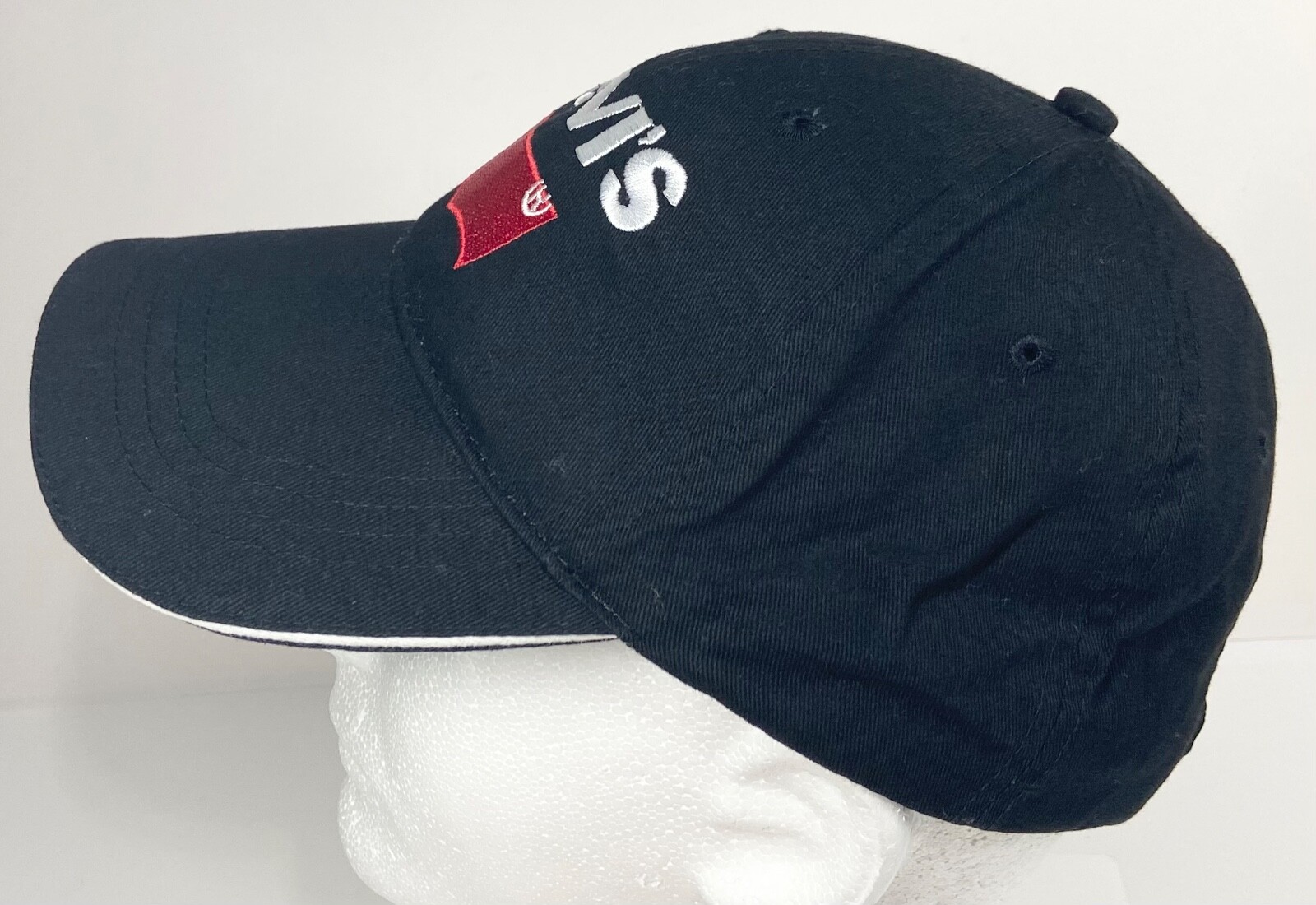 Black Embroidered Levi's Adjustable Strapback Bas… - image 4