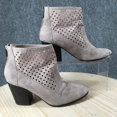 Kamari Blue Boots Womens 9.5M Karin Perforated Back Zip Ankle Bootie Gray Fabric