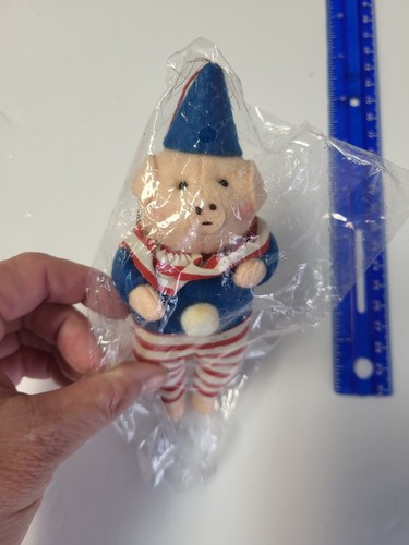 Heart Felts Midwest of Cannon Falls Felt Ornament Christmas Circus Clown Pig - Picture 13 of 13