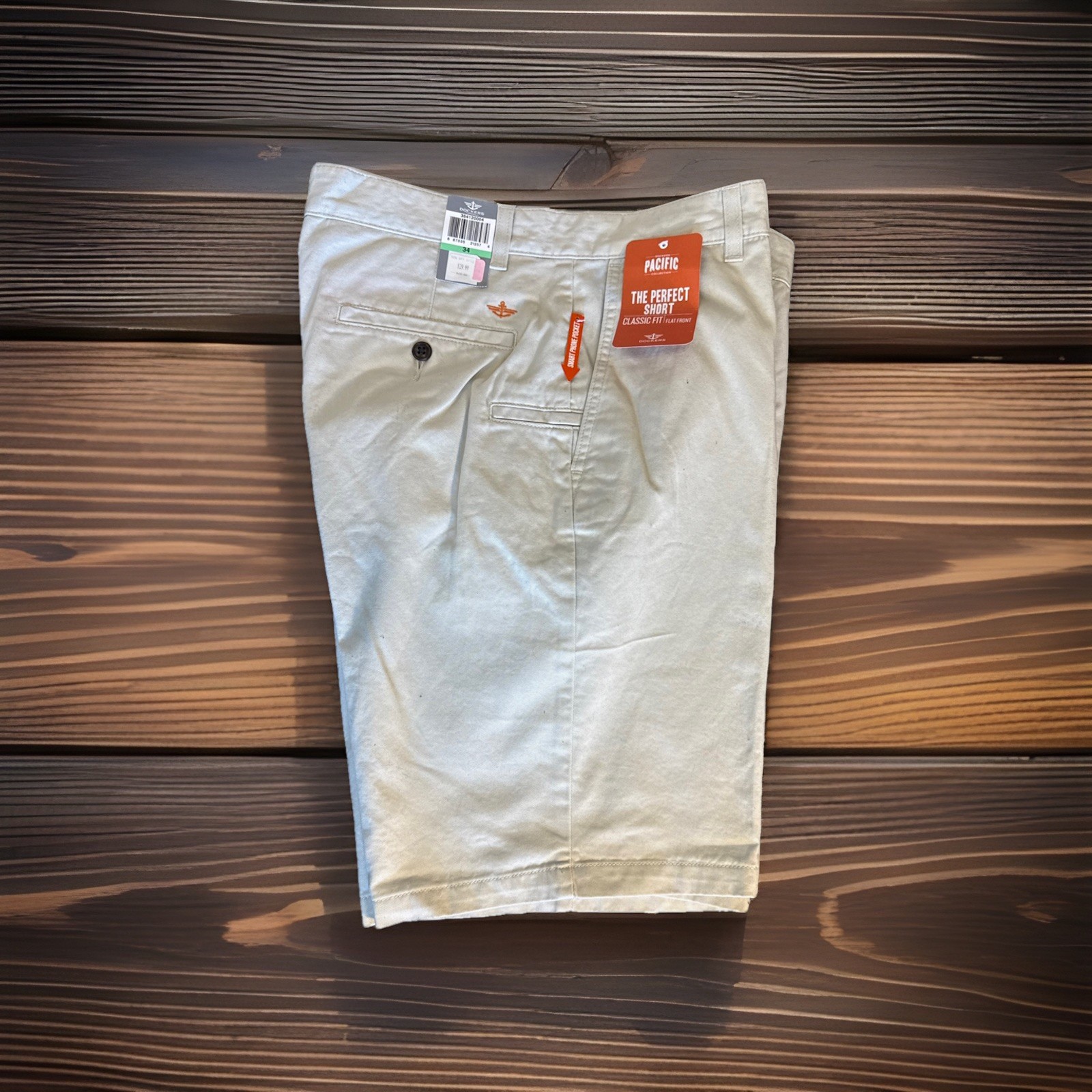 NEW MENS DOCKERS PERFECT SHORT CLASSIC FIT BEIGE SZ 34 PHONE POCKET #303