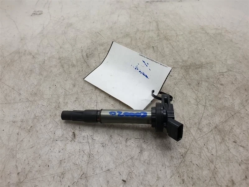 08-14 MONTAJE BOBINA DE ENCENDIDO SCION XD 1.8L 4CYL Foto 2 de 4