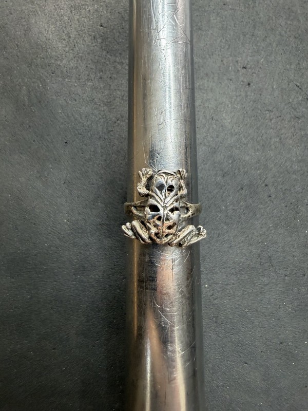 3.8g VTG Sterling Silver 925 Articulating Frog Ring Size 7.25 Jewelry Lot G