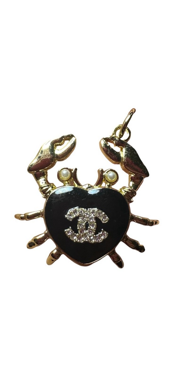 Chanel Gold Crab Heart Zipper Pull Charm with Black Enamel