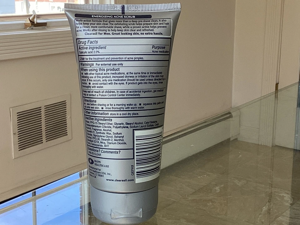 Clearasi for Men Energizing Acne Scrub - DISCONTINUED - Image 3 of 4