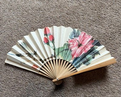 Vintage chinesischer Bambus Papier Handfächer Blumen und Drachenfliege Design 