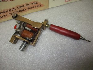 ANTIQUE BRASS TATTOO MACHINE VINTAGE WILLIAM BILL JONES "JONESY"