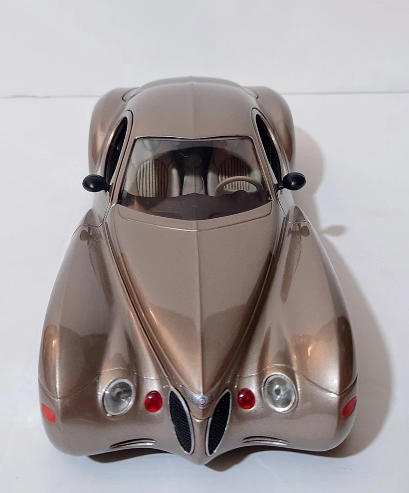 1:18 Diecast 1995 Chrysler Atlantic Concept Car By Guiloy Top Line - Image 4 of 4