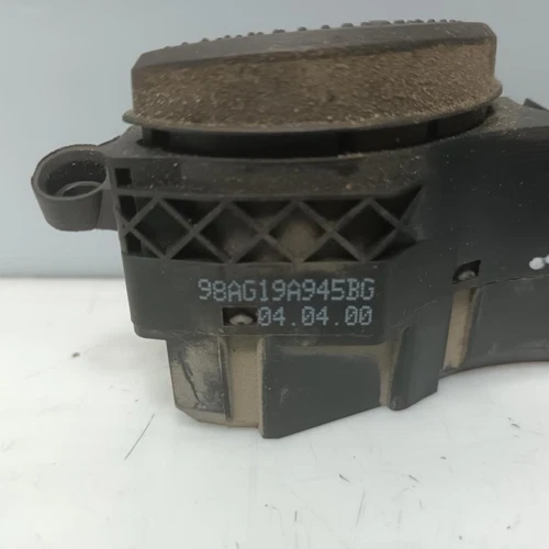 98AG19A945BG Telecomando Multifunzione per FORD Focus Berlina ( Cak ) Ambiente - Foto 3 di 10