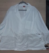 Dickies EDS Professional Whites 31" Men's Consultation Lab Coat - 81404