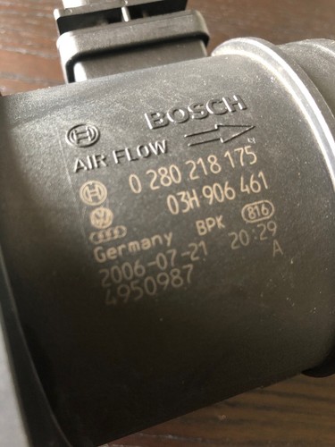 2011 OEM VW TOUAREG MAF MASS AIR FLOW SENSOR W/ HOUSING 03H906461 - Picture 2 of 5