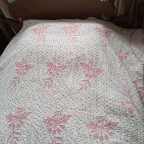 Vintage Bates Cotton Twin Bedspread Reversible Pink Leaves 100"x82" Tag READ