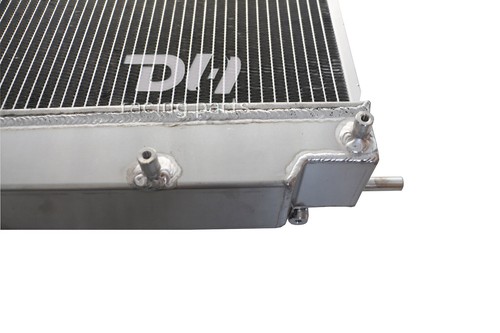 3 Row Aluminum Radiator For 2000-2004 Dodge Durango Dakota SLT 2.5-5.9L l4 V6 V8 - Foto 14 di 16