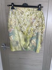 Marc Cain N5 Skirt Wit Long Zipper On The Back