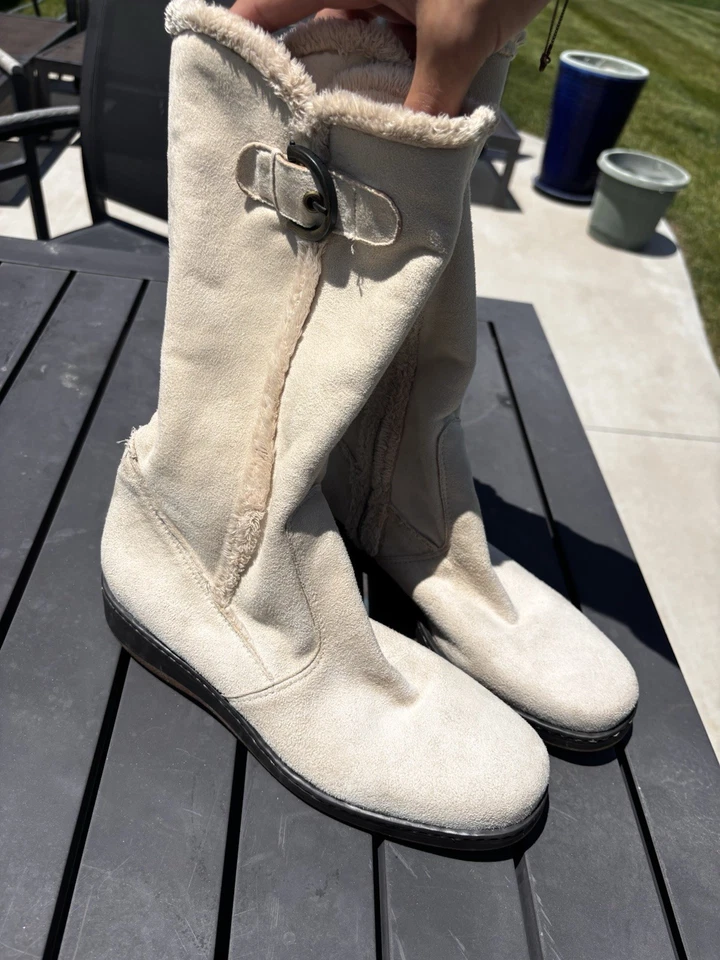 Gamuza crema | Franco Sarto | Botas de piel sintética para mujer, W6,5 Foto 2 de 4