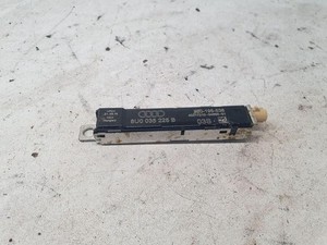 AUDI A1 Sportback 8XA, 8XF Antennenverstärker  8U0035225B 1.60 Diesel 34238943