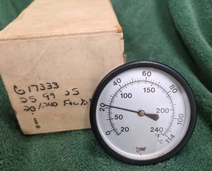 MARSHALL TOWN Industrial thermometer gauge..NOS With Box