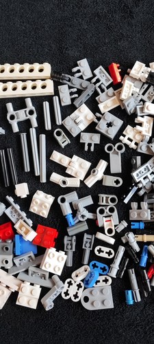 LEGO Technic 150g Bundle Lot White Pieces Parts Bricks Mixed Miscellaneous Bulk - Picture 5 of 6