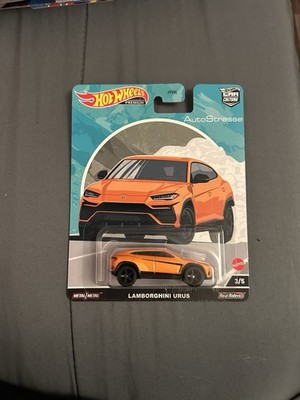 Hot Wheels 1:64 Car Culture Lamborghini Urus Orange Diecast HCK16 Auto Strasse 