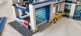 LEGO CITY: Police Station (60141)