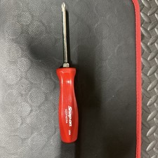 Snap-On NEW USA #2 Phillips Screwdriver 4" Shank Red Hard Handle SDDP421RA