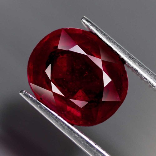 ES 3.15 ct. Rubí Natural Oval Rojo Nigeria - Imagen 2 de 6