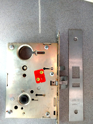 ARROW LOCK USED B17 CLASSROOM BODY AND SCALP ONLY US26D HANDED RH