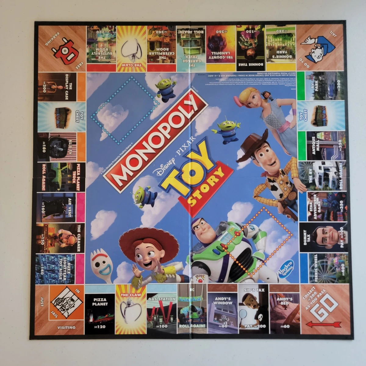 Hasbro Gaming Monopoly: Disney and Pixar's Lightyear