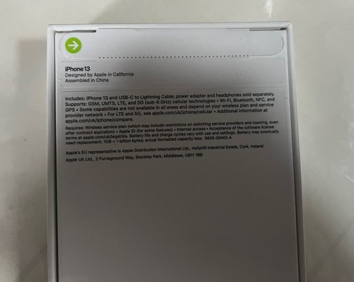 Apple iPhone 13 128GB Midnight Unlocked BRAND NEW SEALED 1YEAR APPLE WARRANTY . - 第 3/6 張圖片