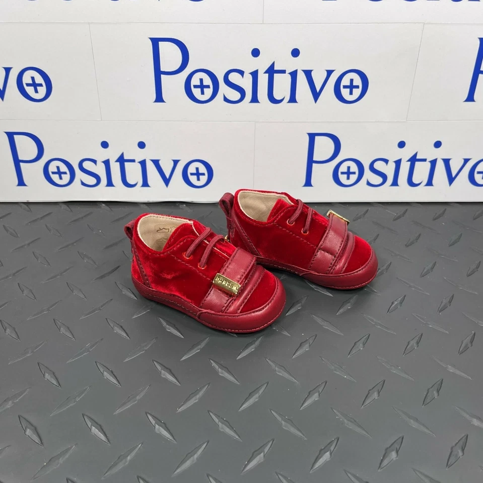 Buscemi 50MM Bebé Terciopelo Escarlata Tenis Zapatos EE. UU. 2 UE 17 Nuevo Foto 4 de 4