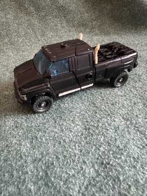 TRANSFORMERS DOTM VOYAGER CLASS IRONHIDE 2011 HASBRO