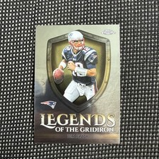 2025 Topps Chrome Football - Tom Brady Legends of the Gridiron Insert LOG-9