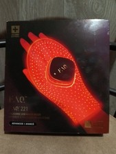 FOREO 221 - LIGHT THERPY MASK FOR HANDS
