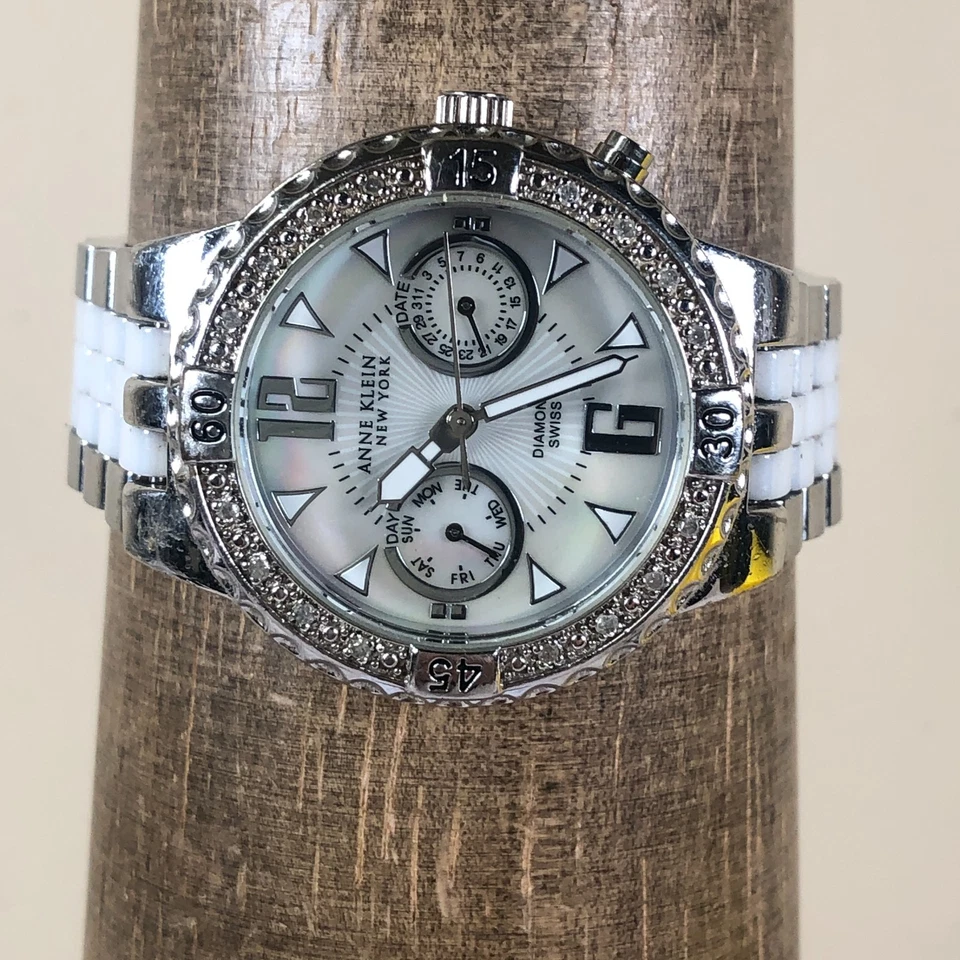 Reloj Anne Klein Mujer 12/1641 Cerámica Diamante Suizo Dos Tonos Cuarzo Analógico 34mm Foto 2 de 4