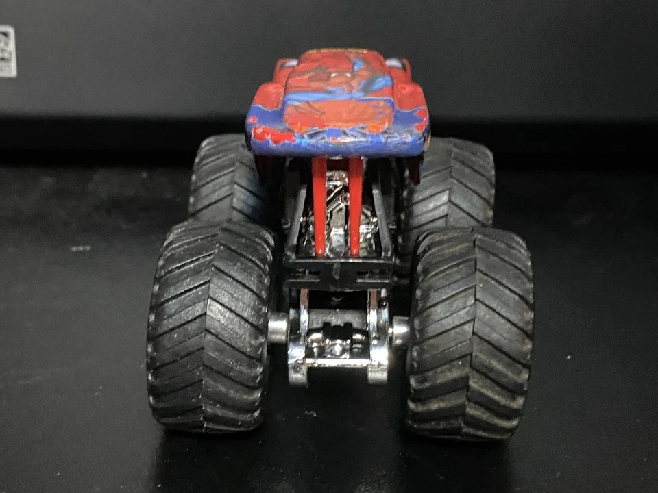 Hot Wheels Monster Jam 2011 Spider-Man escala 1:64 diecast suelto usado Foto 4 de 4