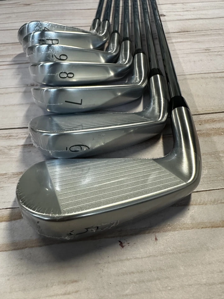 *NEW* Titleist T250 2025 5-A (7pcs) Iron Set- KBS Tour Lite R - Image 4 of 4