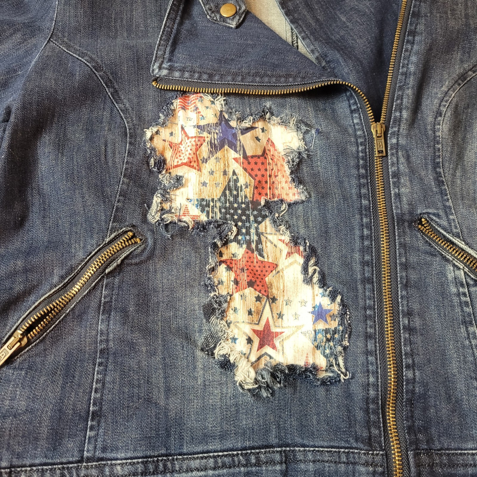 Changes By Together Denim jacket featuring a vibr… - image 2